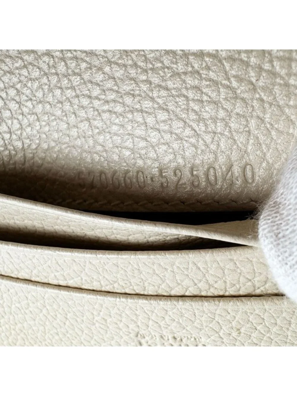 Gucci Bifold Wallet Ivory - Picture 13 of 13